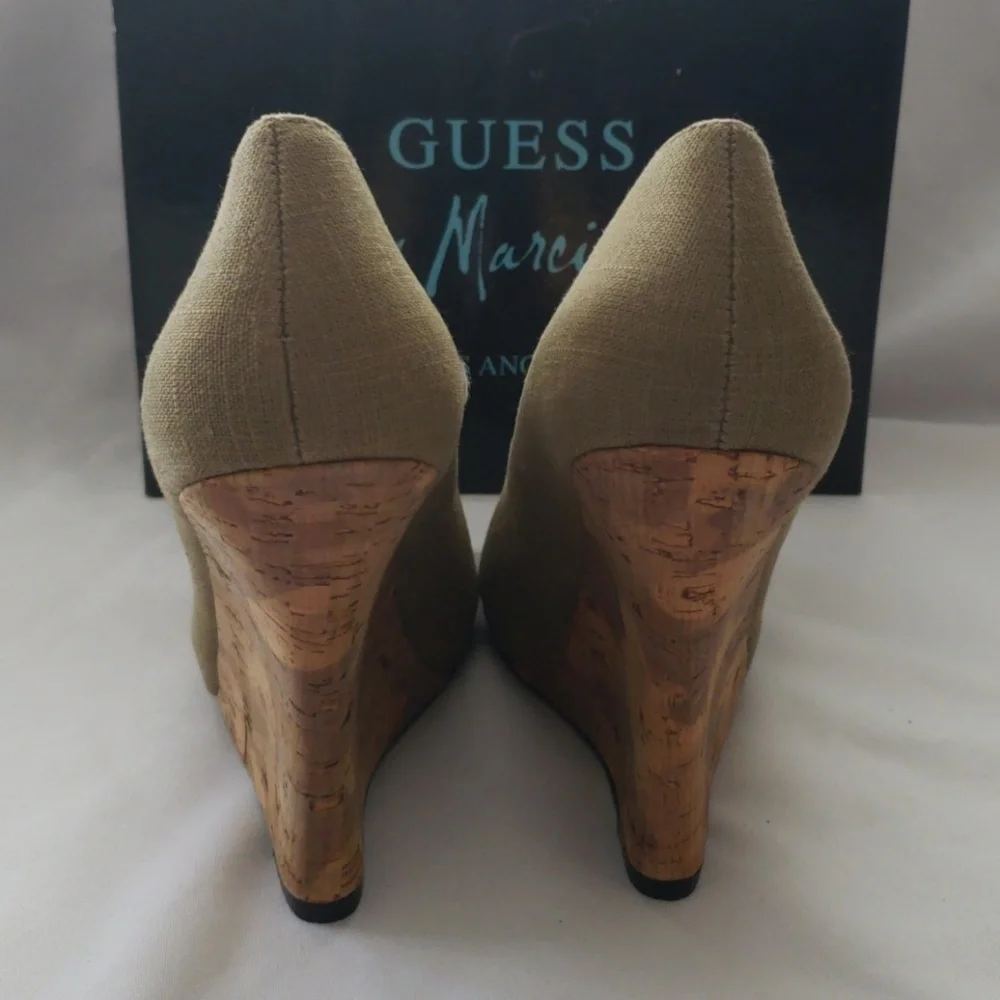 Guess by Marciano brand new